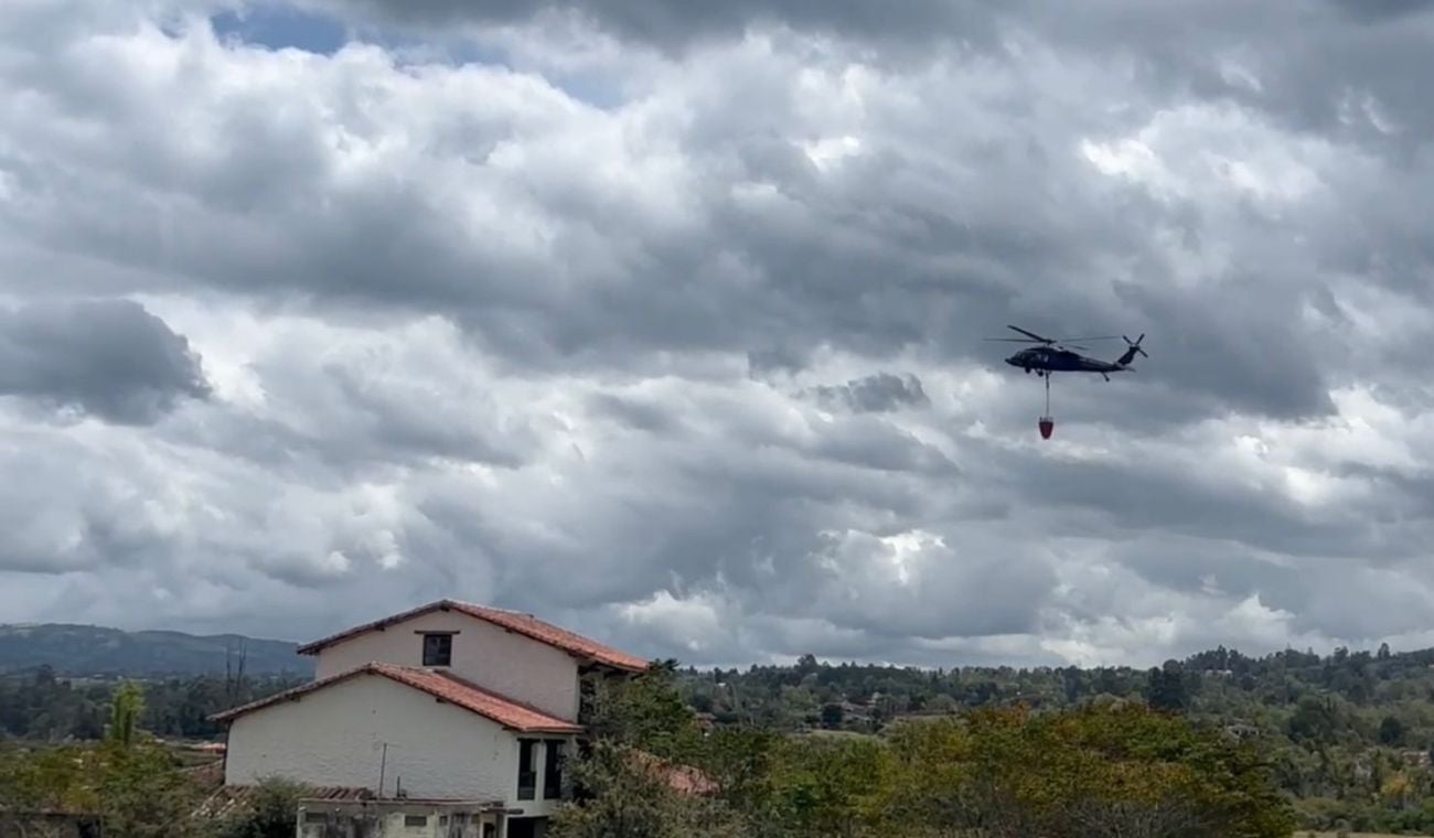 Incendio Villa de Leyva: FAC ayuda
