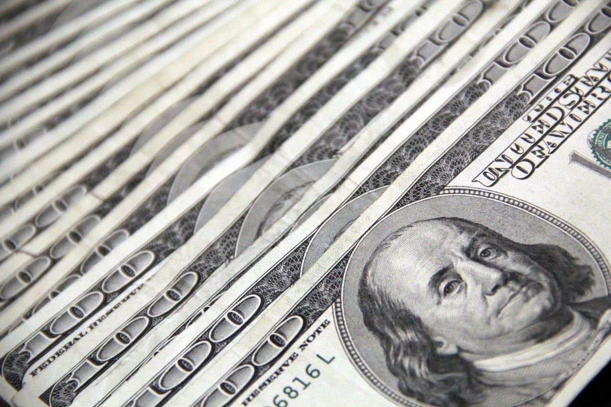 Estabilidad en la cotización del dólar en Colombia: expectativas para el 9 de agosto de 2024. Mercado financiero global y Wall Street influirán en la jornada