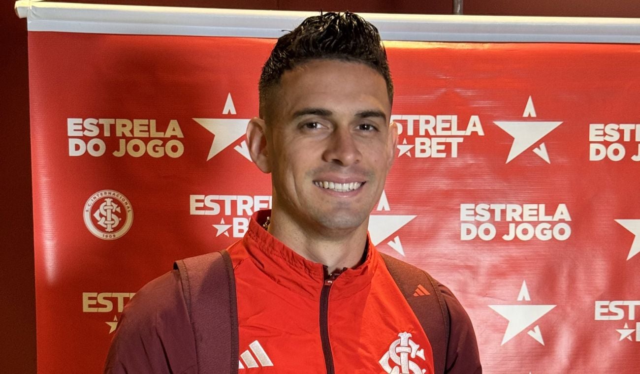 Rafael Santos Borré con el Inter de Porto Alegre