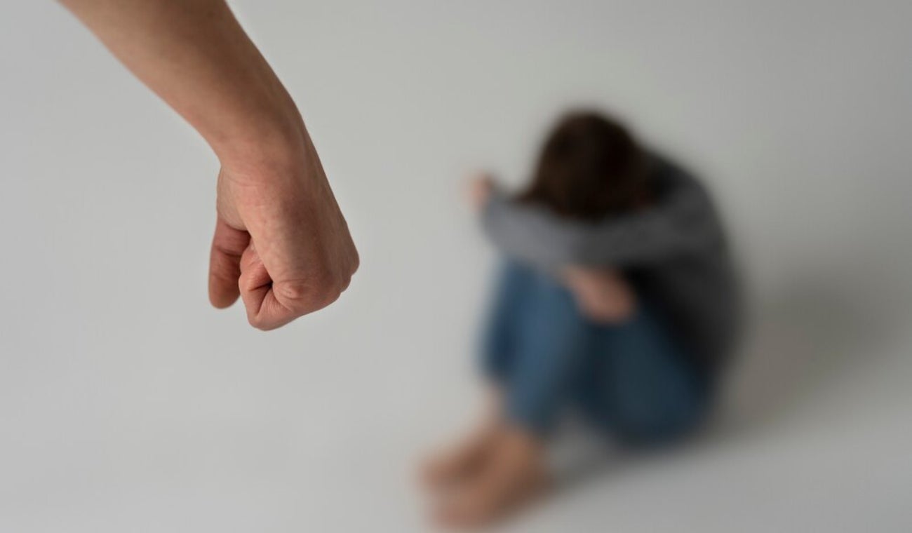 Violencia contra la mujer