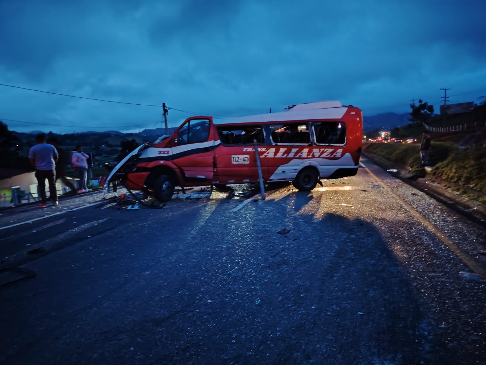Accidente de tránsito vía Chocontá - Bogotá
