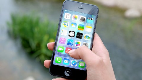 Razones por las que debe apagar el wifi de su celular al salir de casa.