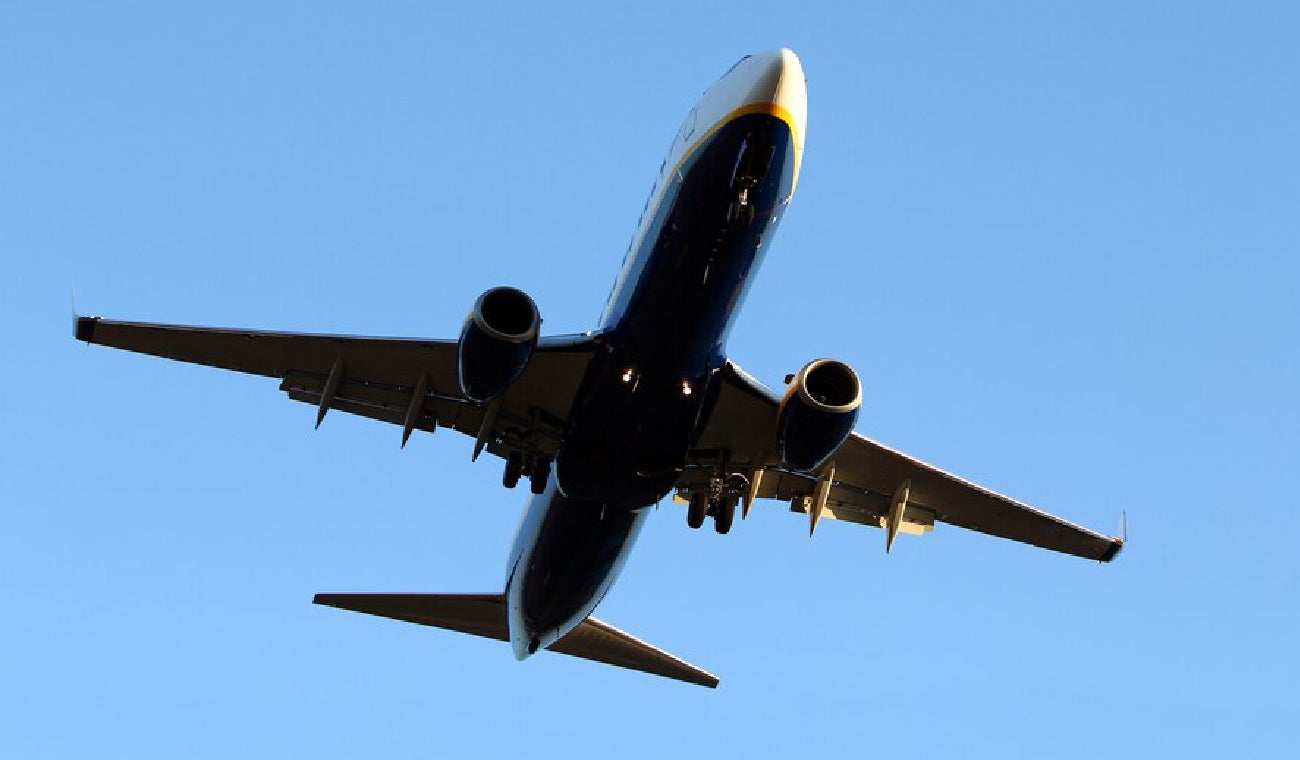 Pasajeros en vuelo Bogotá-Barranquilla viven momentos de angustia por fuertes vientos