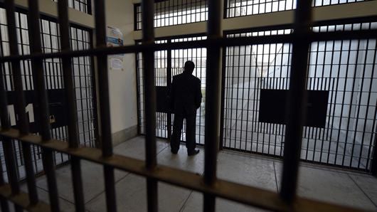 Mandaron a la cárcel a tres hombres presuntamente implicados en dos atracos en Cartagena 12/09/2024