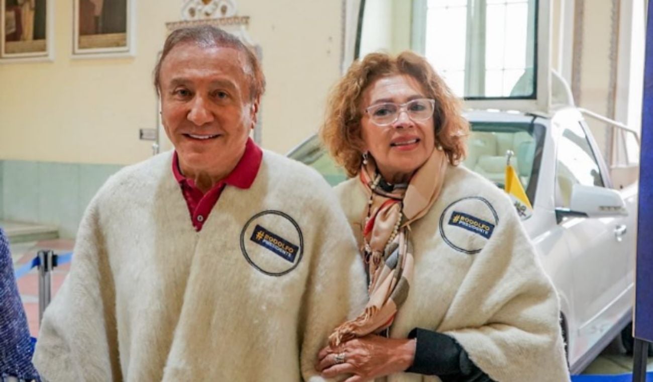 Rodolfo Hernández y su esposa Socorro