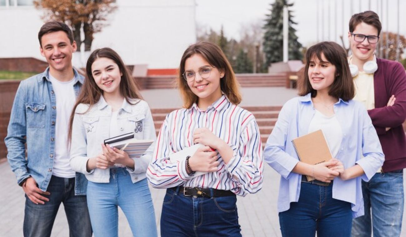 Estudiantes Universitarios