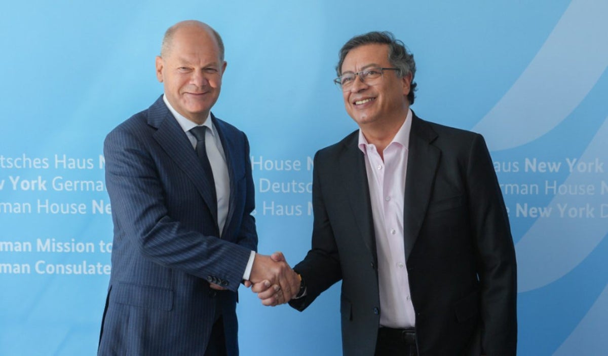 Gustavo Petro y el canciller alemán Olaf Scholz