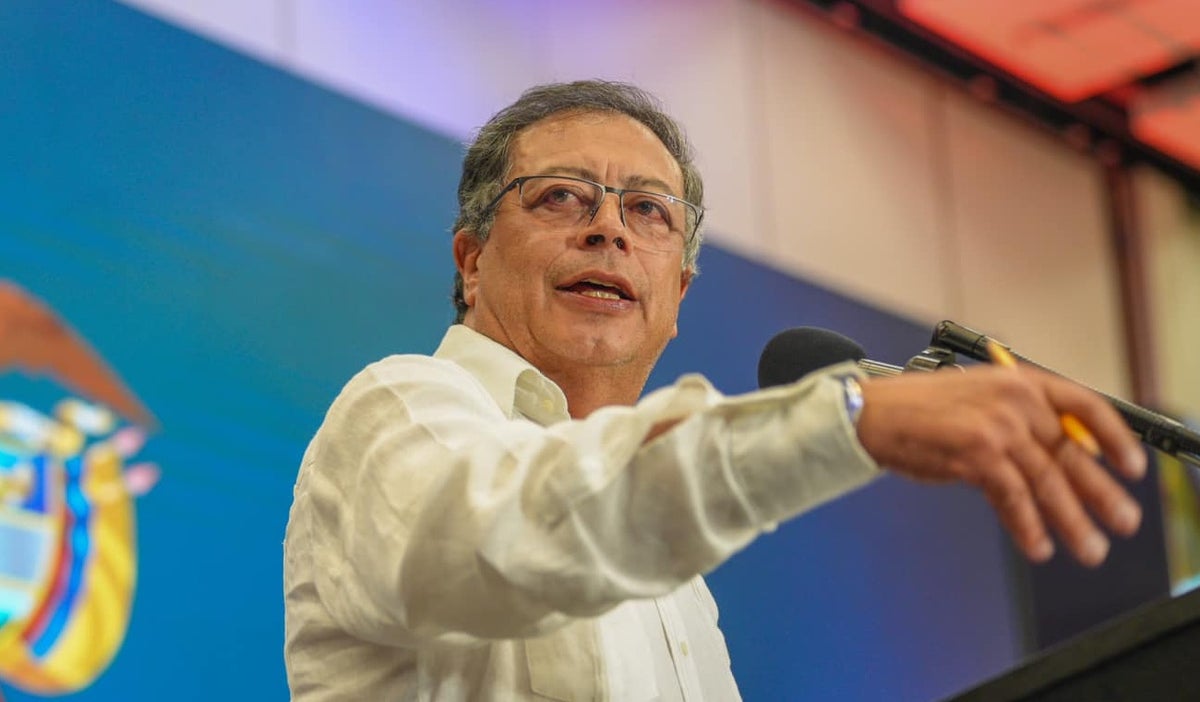 Gustavo Petro insiste en que podría sacar por decreto el presupuesto de 2025