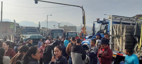 Bloqueo en la Av. Caracas con calle 51 sur en Bogotá