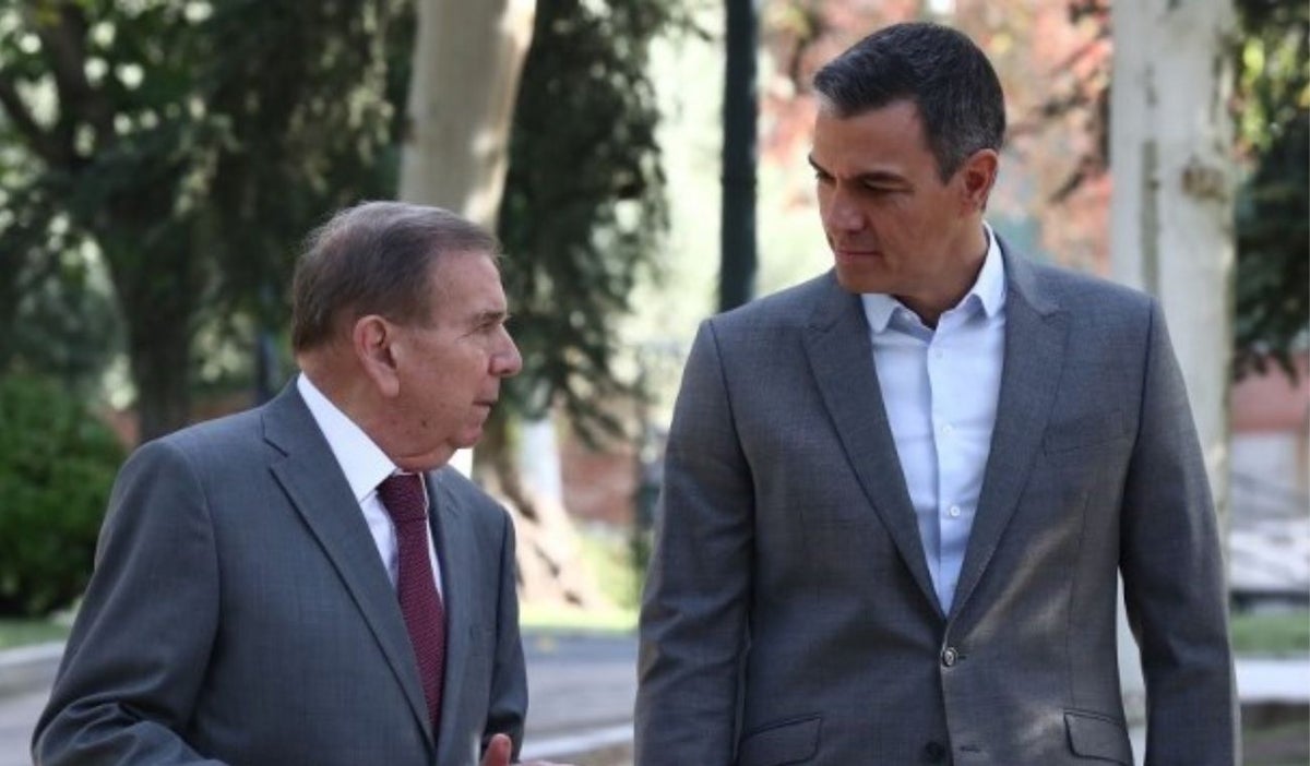 Pedro Sánchez y Edmundo González