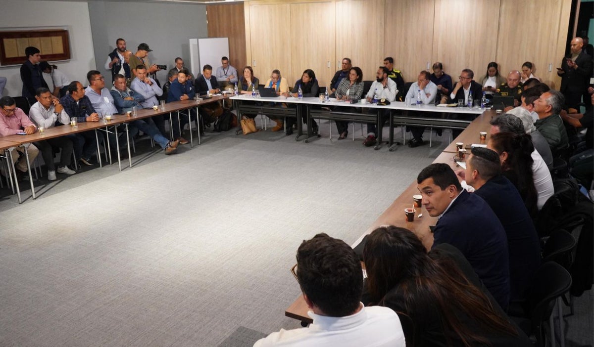 Reunión entre el Gobierno y transportadores