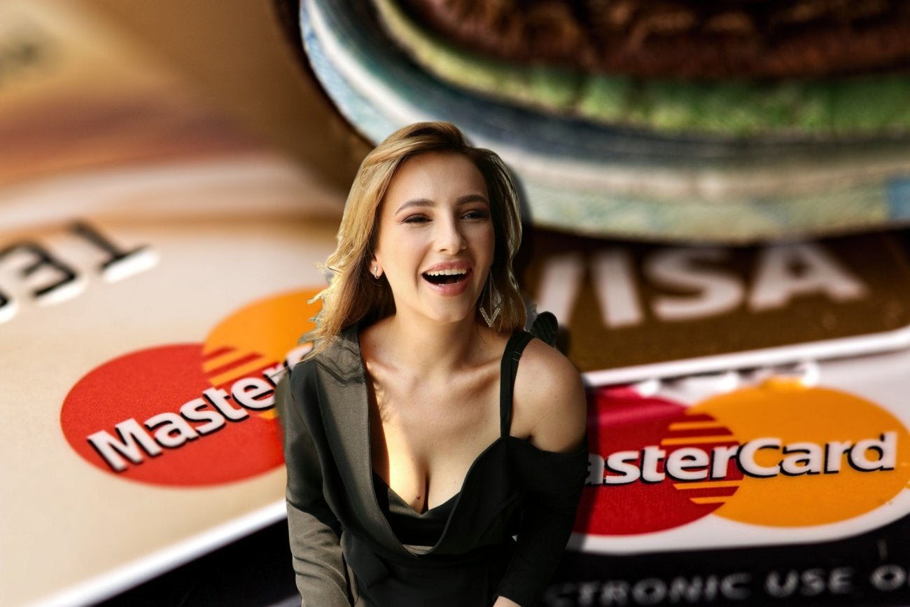 Tarjeta de crédito/ Persona feliz