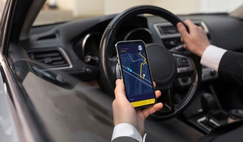Uber lanza en Colombia Uber Teens, un servicio seguro para adolescentes de 14 a 17 años