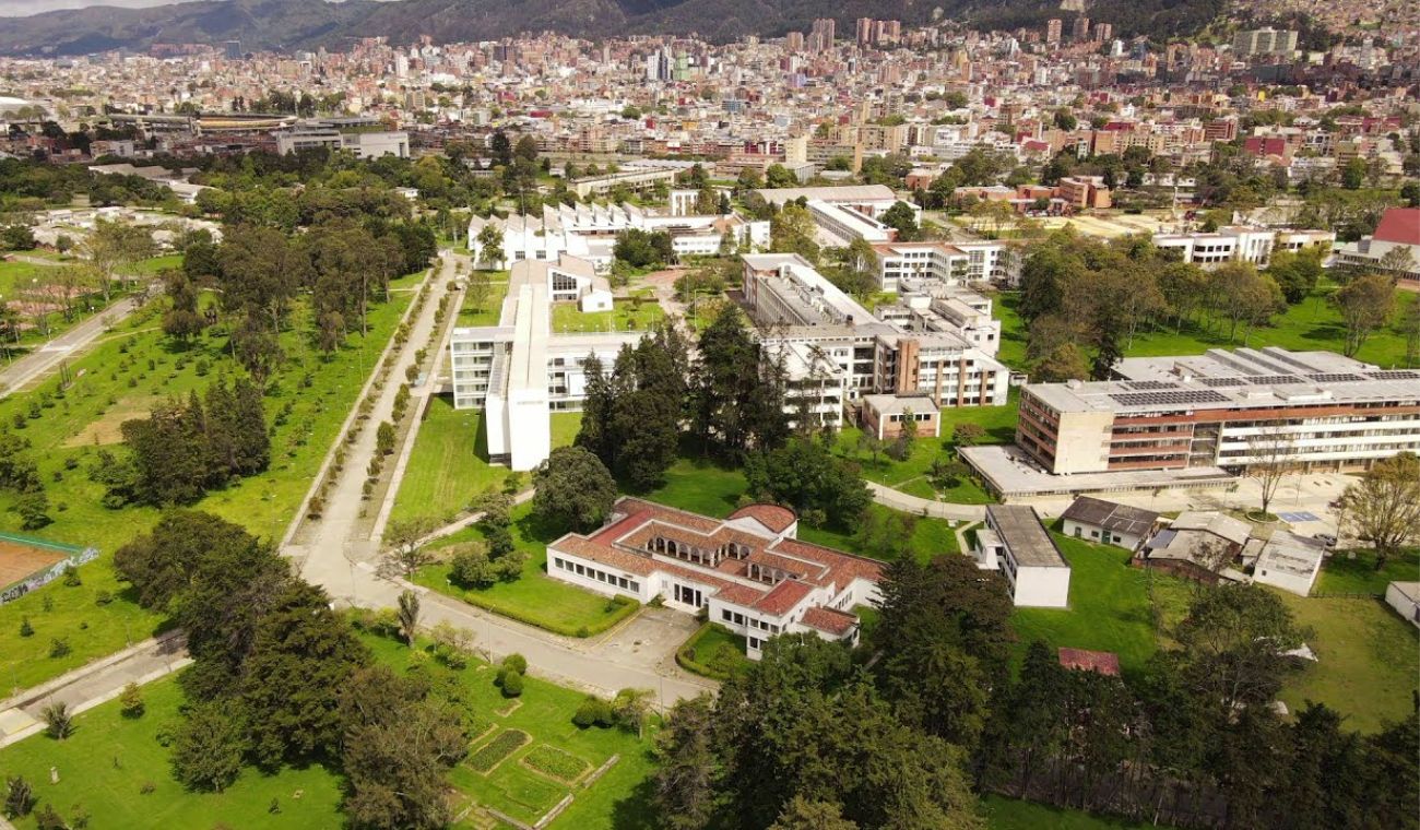 Universidad Nacional