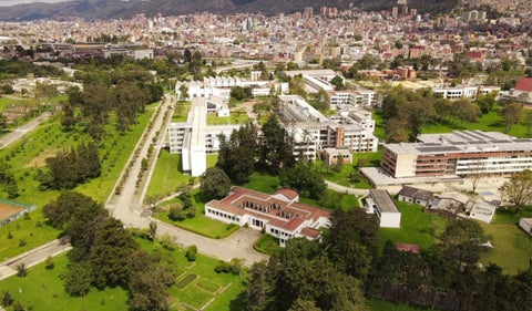 Universidad Nacional