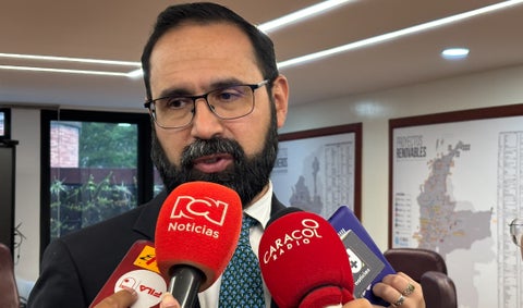 Ministro de Minas, Andrés Camacho