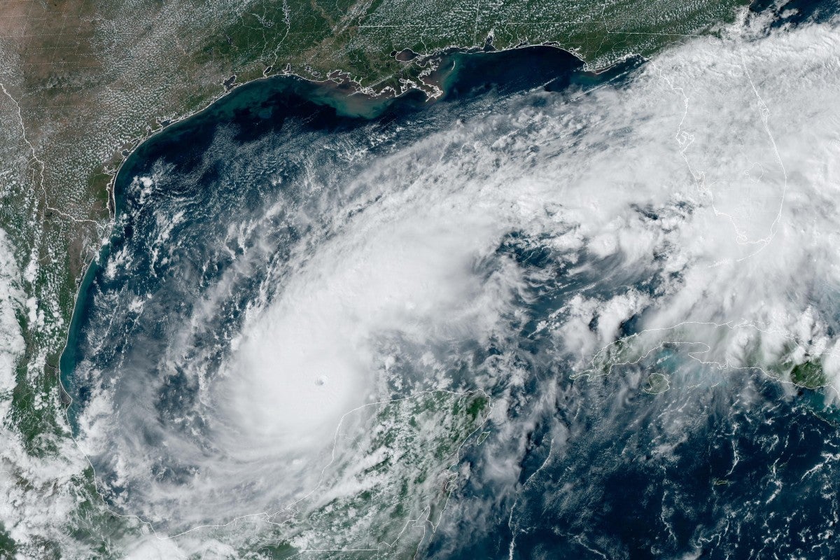Huracán Milton