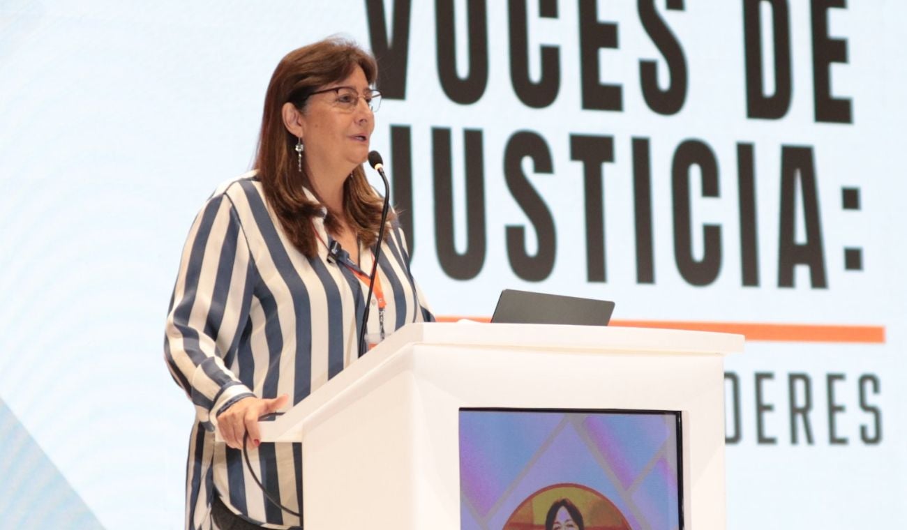 Angela María Buitrago