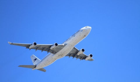 Avión