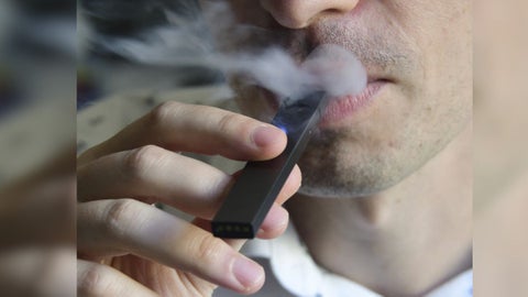 Cigarrillos electrónicos | Vapeadores | Fumadores | Colegios | Menores | Octubre 2018