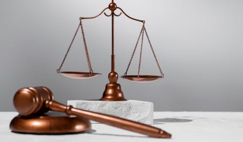 Condenan a Thomas Michael Renno a 30 años de prisión por explotación sexual de menores en Medellín.