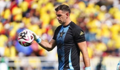 Emiliano 'Dibu' Martinez