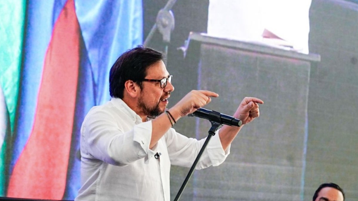 Con Diego Cancino todos se lavan las manos