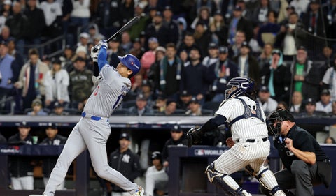 Los Dodgers asaltan Nueva York y quedan a un triunfo de conquistar la Serie Mundial
