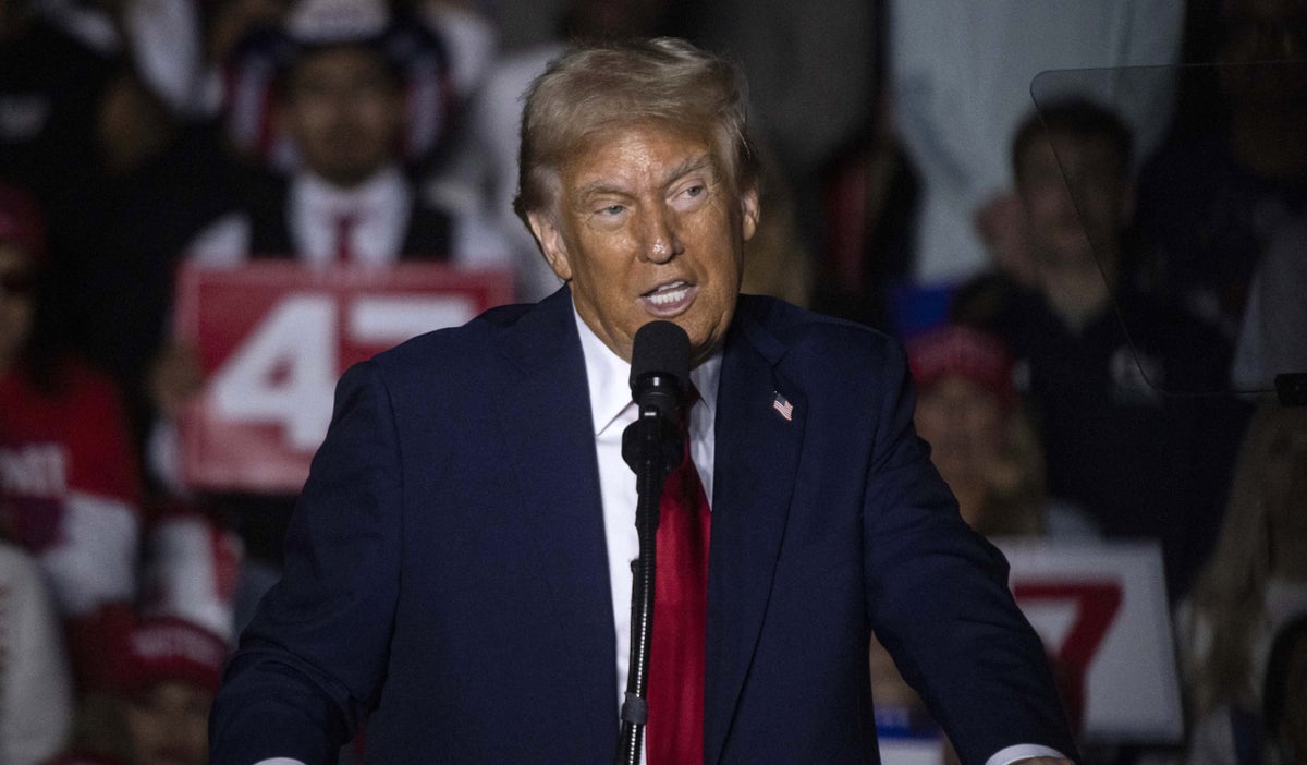 Insultos a Puerto Rico durante mitin de Trump en Nueva York pueden costarle votos clave en las elecciones