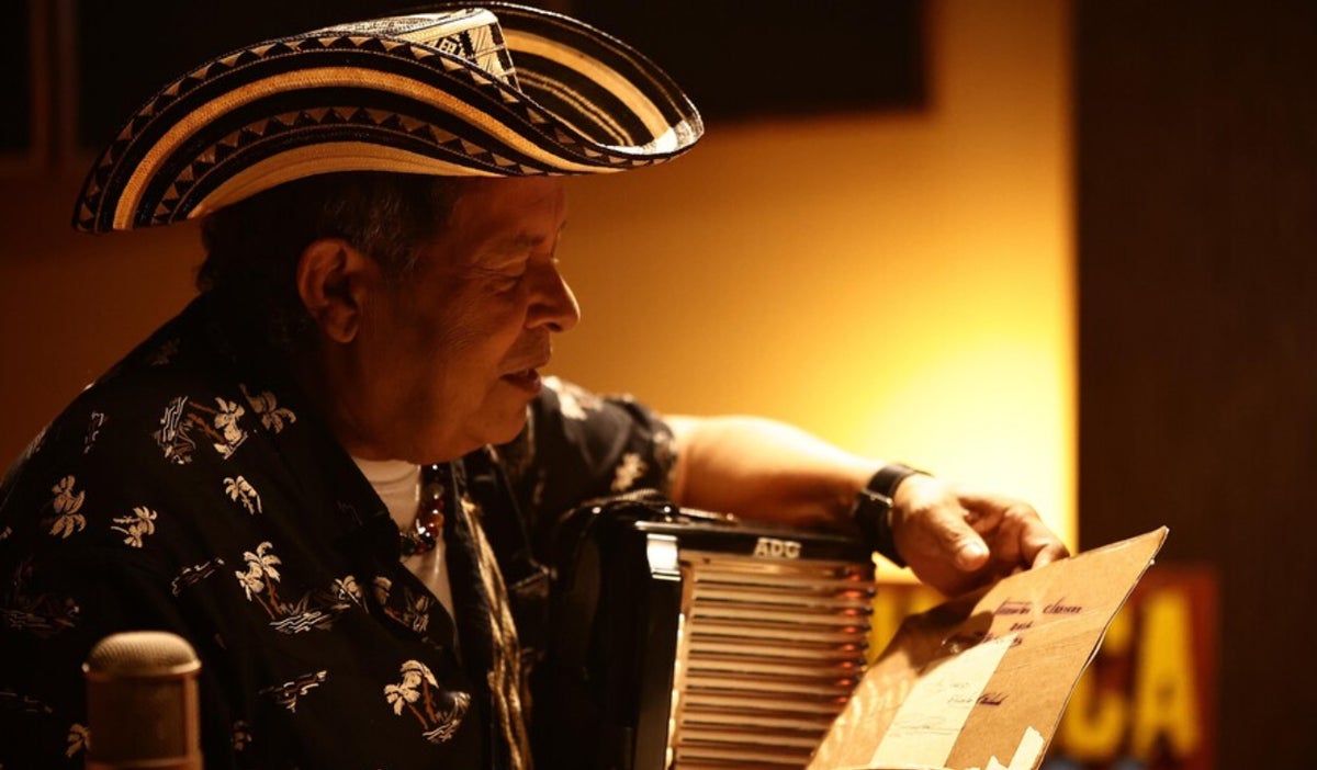 El vallenato llora la partida del maestro Egidio Cuadrado, ícono de la música colombiana.