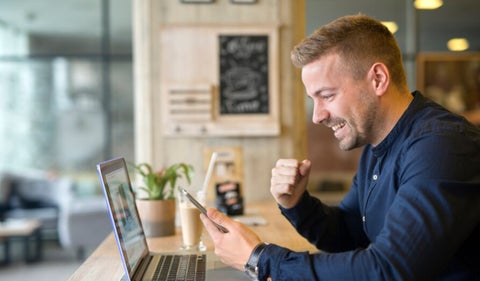Emprender en la era digital: autonomía, ingresos y desarrollo personal.