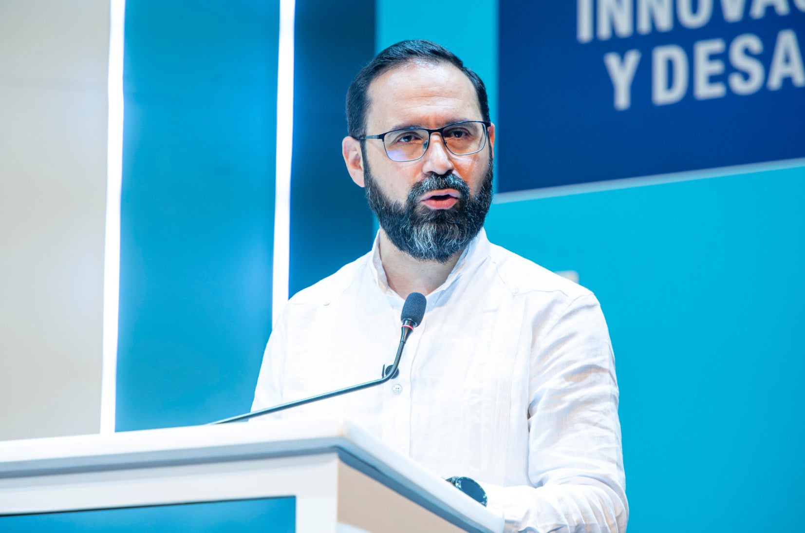 Ministro de Minas, Andrés Camacho