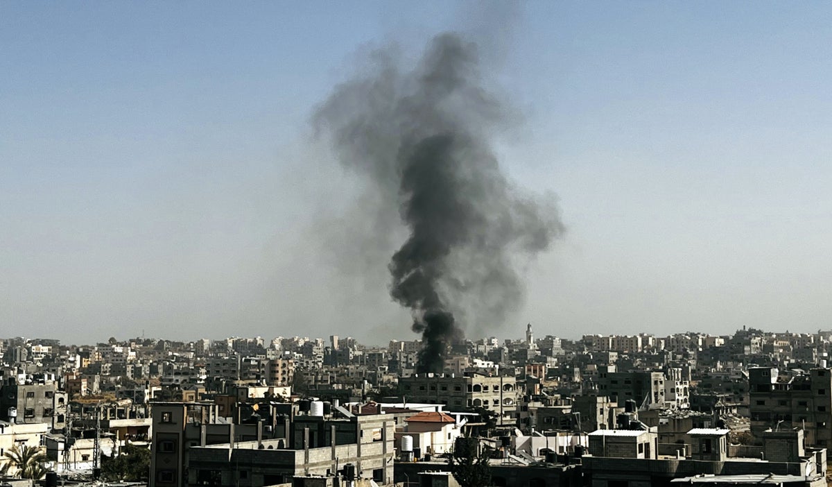 Israel lanza ataques aéreos limitados contra Irán en un intento por contener la escalada de tensiones en Medio Oriente.