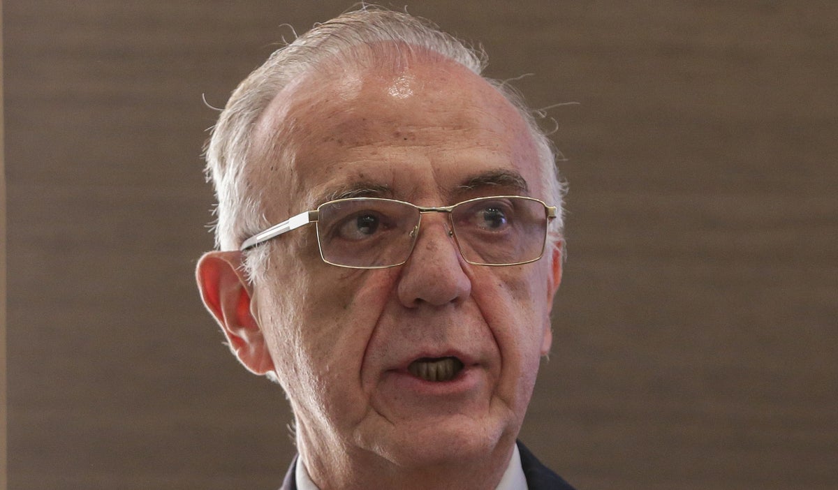 Reunión entre Gobierno y ELN en Caracas Venezuela para discutir futuro de negociaciones de paz. Ministro de Defensa reitera falta de voluntad de paz por parte de la guerrilla