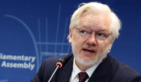 Julian Assange habla en el Consejo de Europa sobre su readaptación a la libertad tras años de encarcelamiento por hacer periodismo