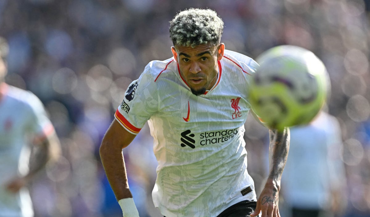 Luis Díaz se beneficia en Liverpool