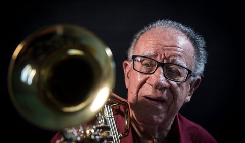 Murió Manuel "Guajiro" Mirabal, la trompeta de Buena Vista Social Club