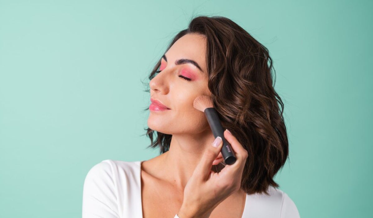 Empoderate con un maquillaje que te ame