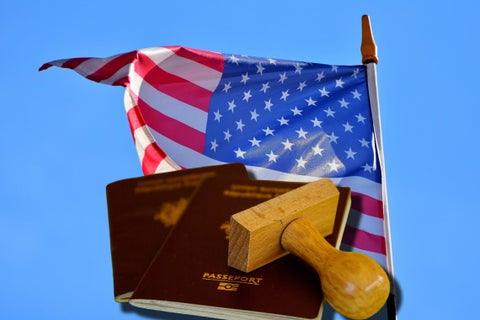 Pasaporte colombiano bandera Estados Unidos