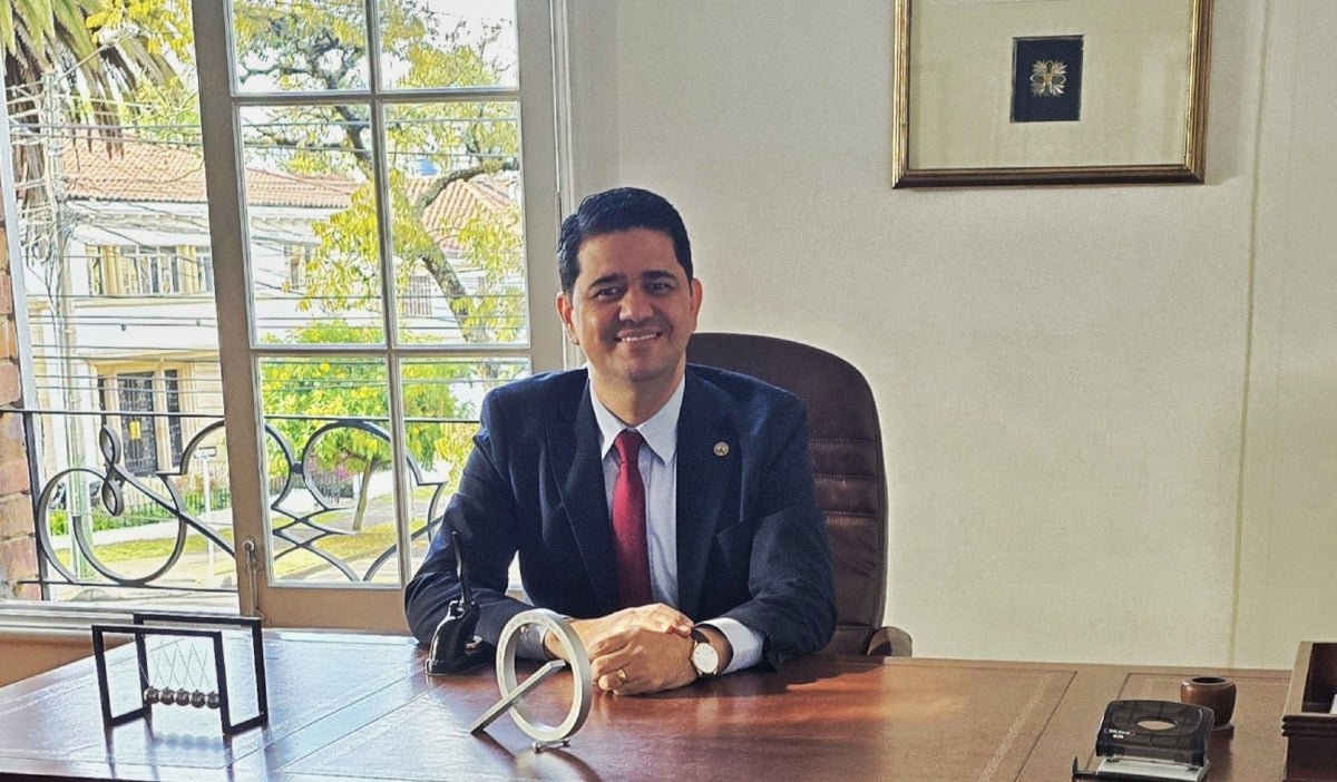 Rodolfo Correa, presidente de Acopi, aclara confusión sobre comunicado de cambio en la dirección.