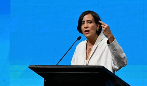 Susana Muhamad, ministra de Ambiente, presenta Plan Nacional de Biodiversidad en la COP 16 en Cali.