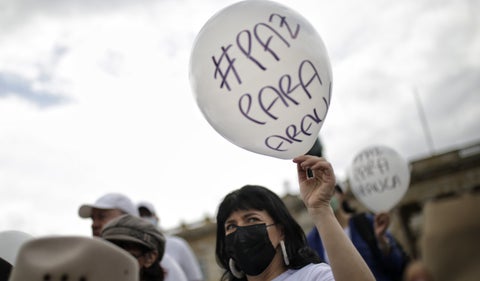 Defensoría del Pueblo alerta sobre violaciones de derechos humanos en Arauca por conflicto armado.