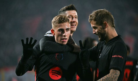 Barcelona arrasa 5-2 a Estrella Roja