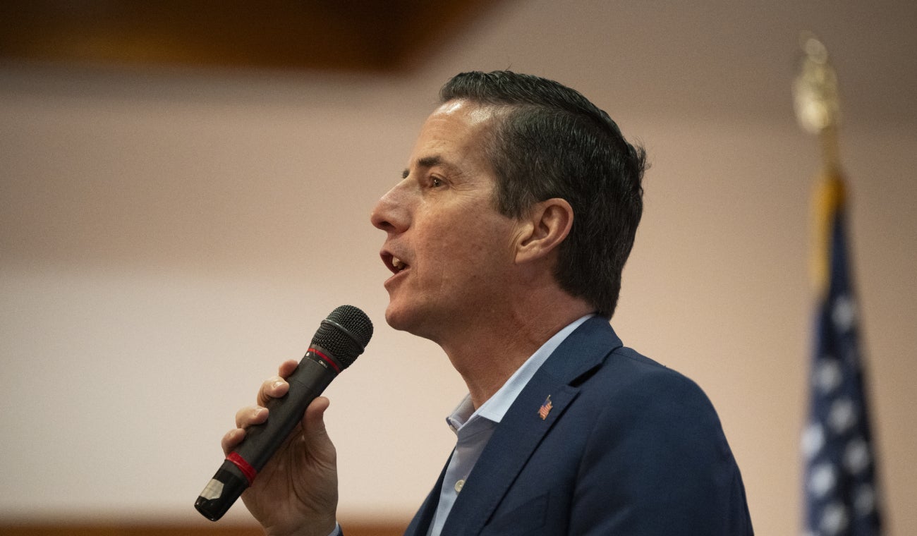 El senador colomboamericano Bernie Moreno se alista para visitar Colombia y apoyar la agenda del país en EE.UU.