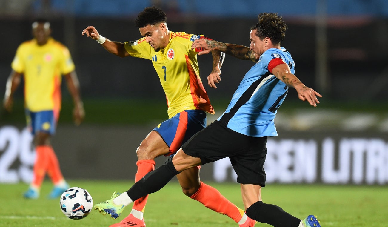 Uruguay vence a Colombia en un partido luchado en las Eliminatorias Mundial 2026.