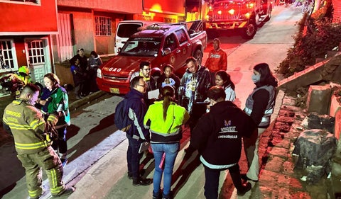 Deslizamiento de tierra en Bogotá destruye viviendas y afecta a más de 30 familias en San Martín de Loba.
