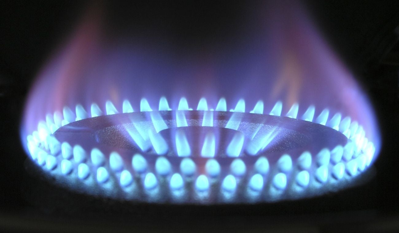 Gas