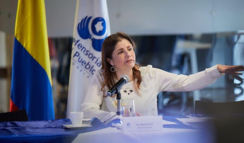 La Defensora del Pueblo critica a Karol G y otros artistas por letra de la canción +57
