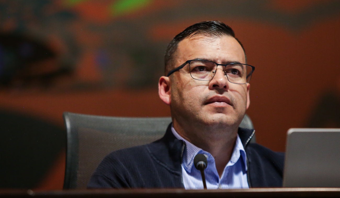 Contrato millonario del hermano de Jaime Raúl Salamanca en el Senado de la República por 42 días.