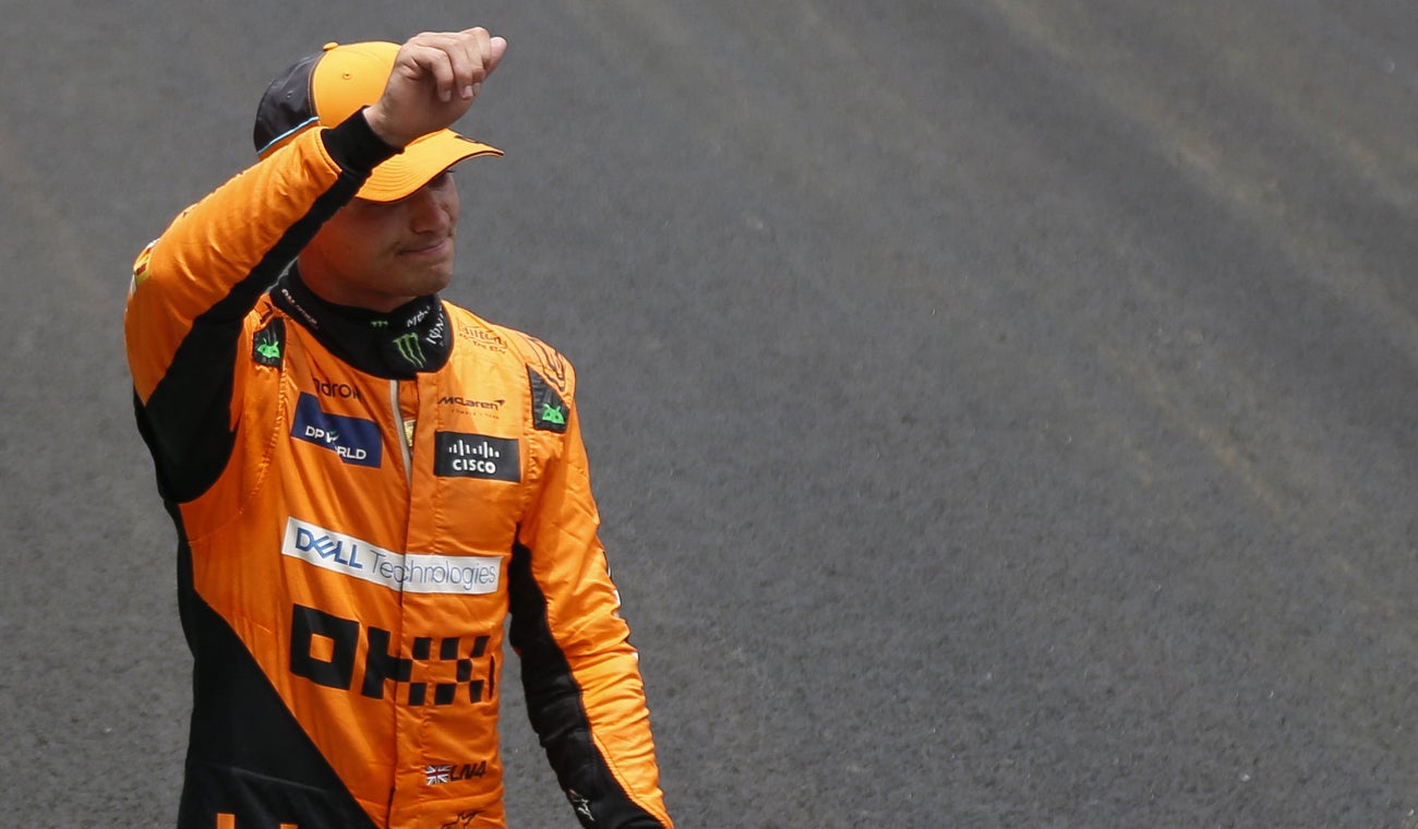 Lando Norris McLaren gana la prueba sprint en Sao Paulo Brasil, recortando puntos a Max Verstappen Red Bull en el Mundial de Fórmula Uno.